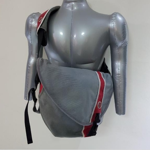 Crumpler Bags Crumpler Messenger Bag Poshmark